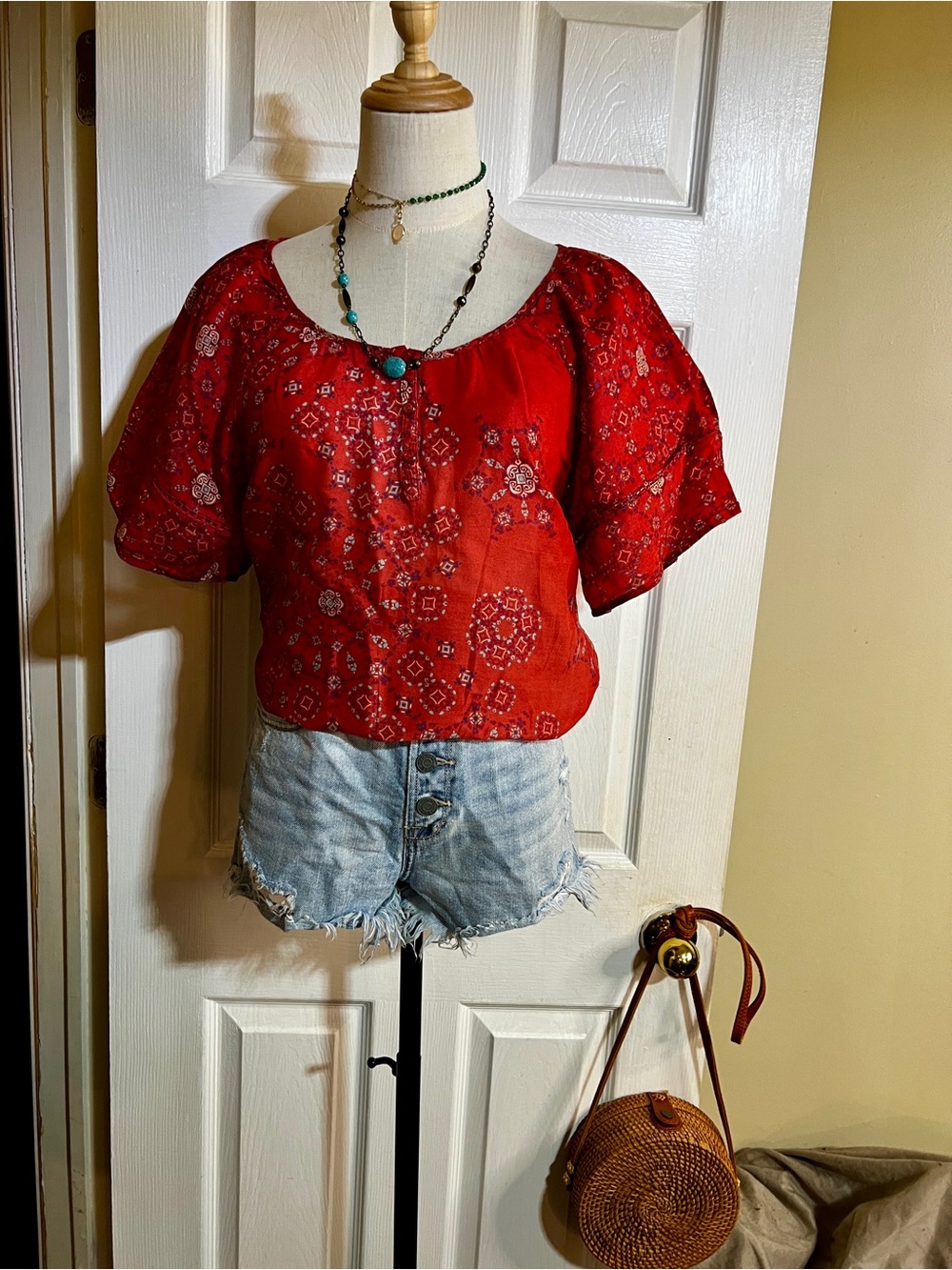 Sonoma Wms Red Turquoise Cotton Paisley Lace Inset Boho Casual Peasant Top M